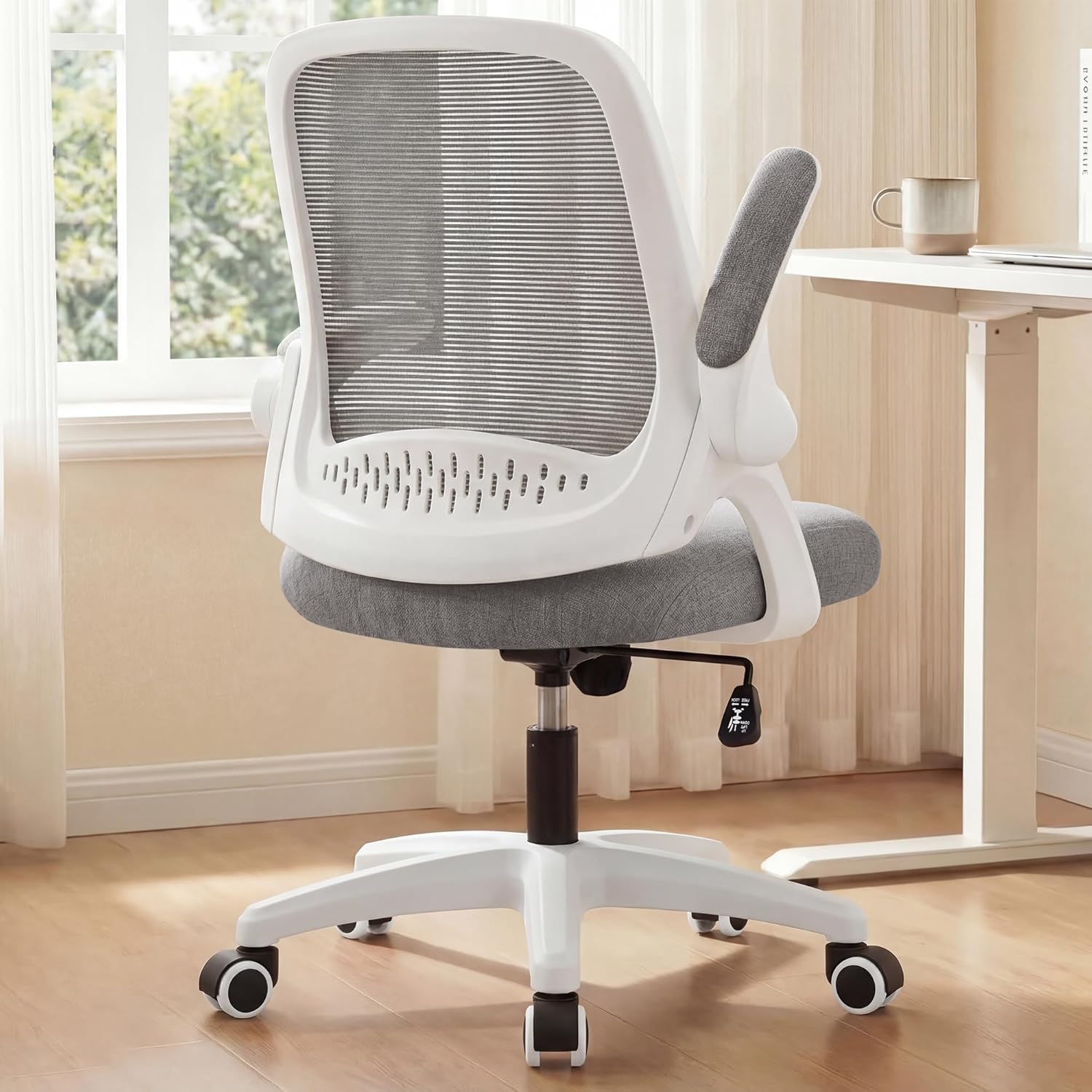 Office Chair - 人間工学に基づいたメッシュオフィスチェア、ランバーサポート付き、高さ調節可能、フリップアップアーム、ホームデスク用